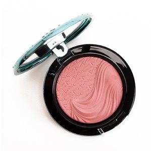 MAC EXTRA DIMENSION BLUSH IN SEA ME, HEAR ME